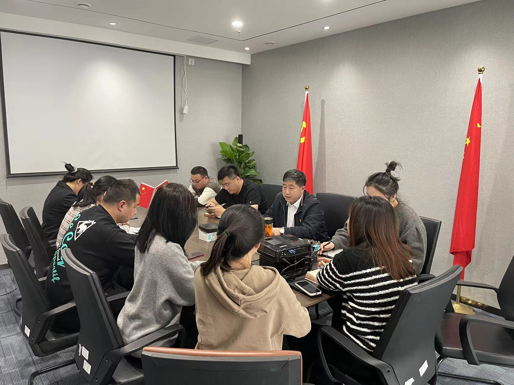 圖片2.png 圖片2.png